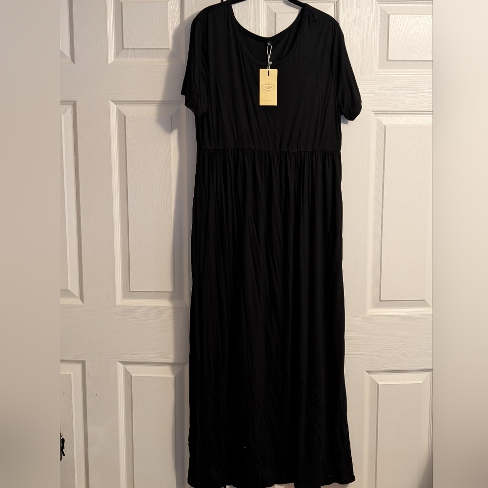 Hao MeiLi Collection Black Maxi Dress NWT